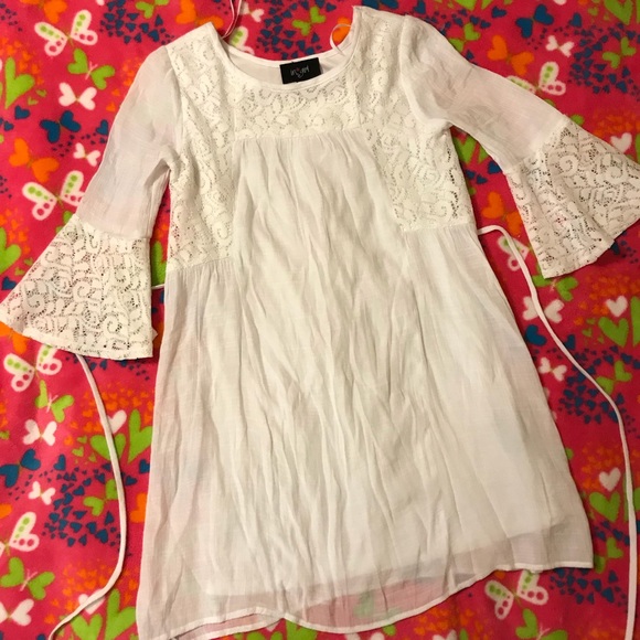 In Girl Other - In Girl Boho White 3-4 bell sleeve dress size 10